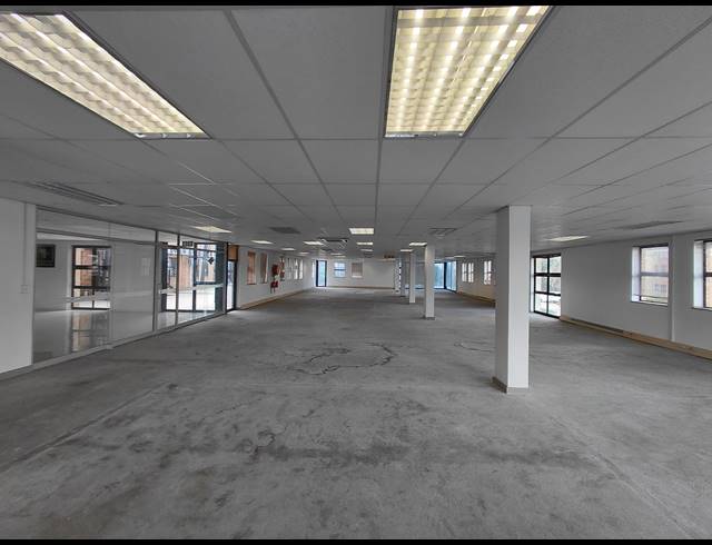 472M² OFFICE TO LET IN PAULSHOF